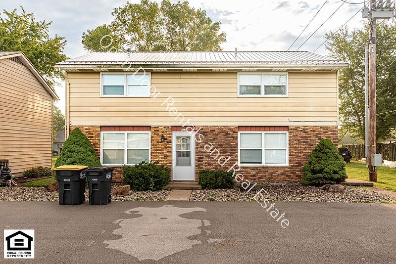 1st image of 922 East Ave