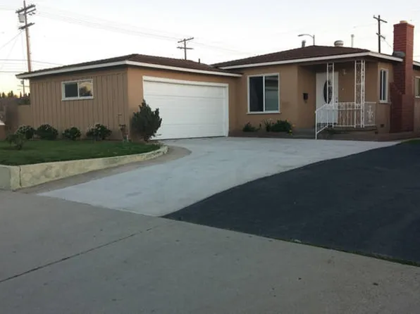 1704 W 253rd St, Lomita, CA 90717