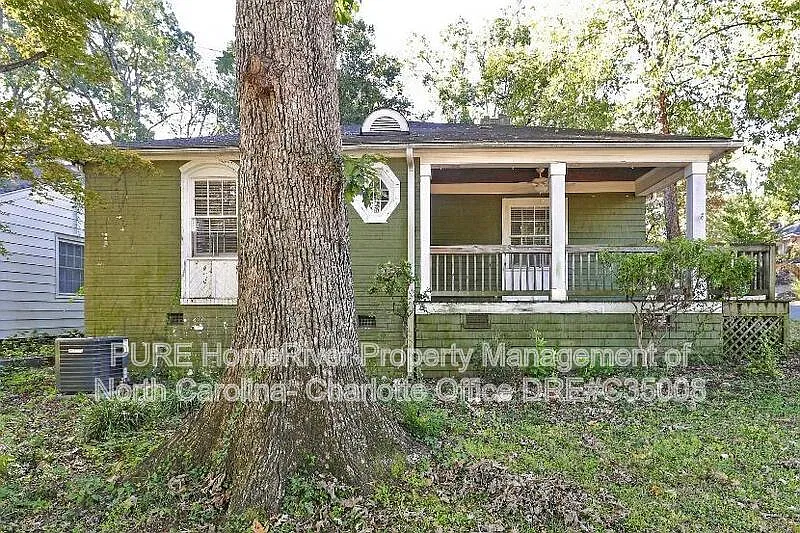 2 bed, 1.0 bath, 1225 sqft, $1,850 — Photo 1