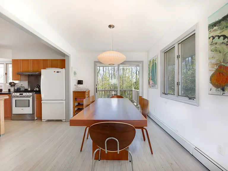 55 Laurel Trl — Photo 9
