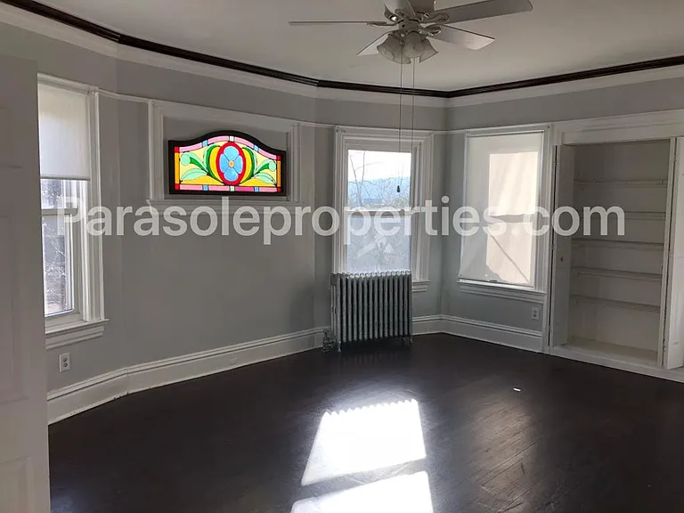 919 Clay Ave #1 — Photo 6