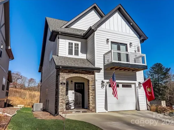 16 Tudor Way, Black Mountain, NC 28711