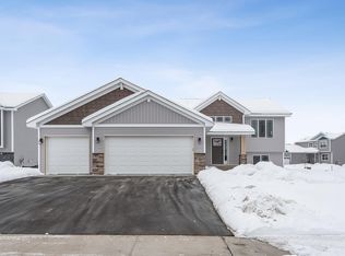 427 Eagle St NW, Isanti, MN 55040