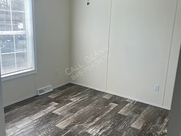 17 Greenwood Dr — Photo 10
