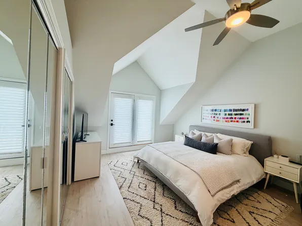 47 King St, East Greenwich, RI 02818