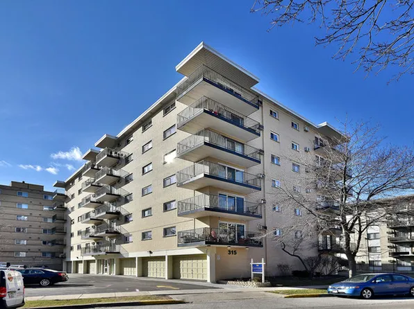 315 Des Plaines Ave APT 307, Forest Park, IL 60130