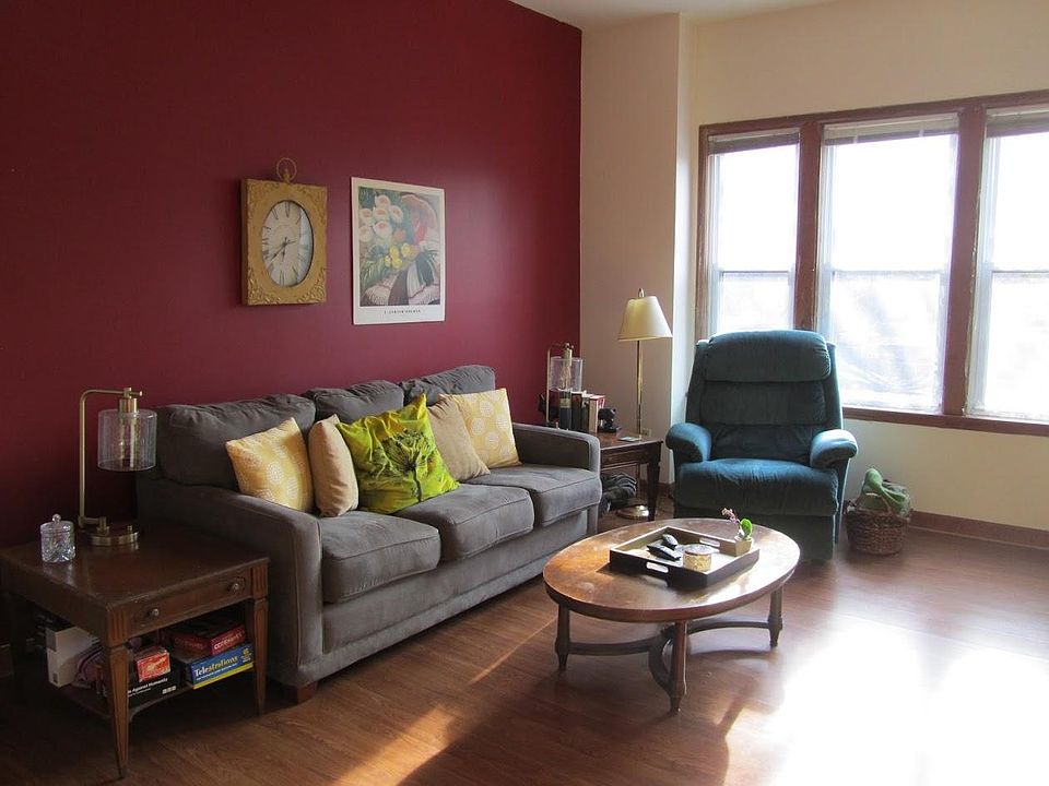 1st image of 3237 N Clifton Ave #2F