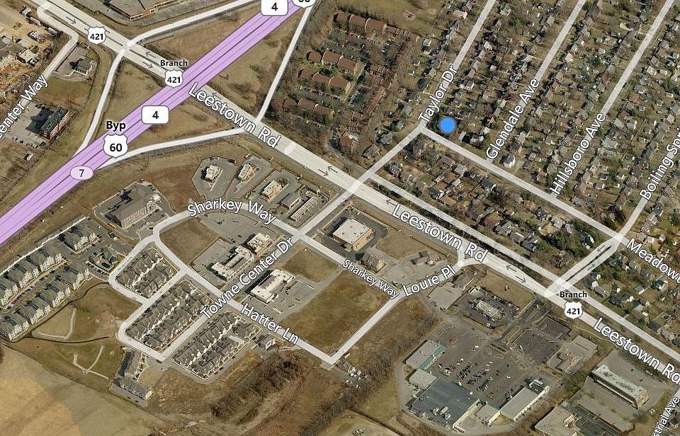 2nd image of 224 Taylor Dr APT 3