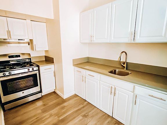 4th image of 130 N Westmoreland Ave #360