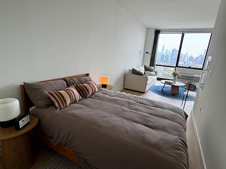 624 Newark Ave #1111 — Photo 13