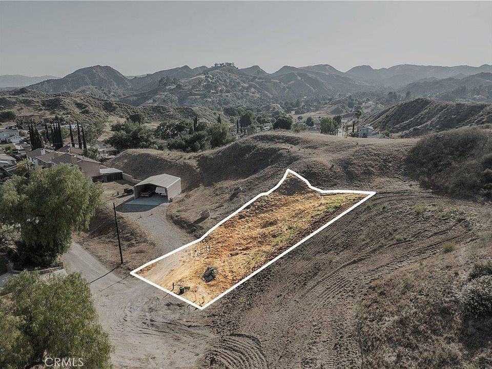 2nd image of 1 Lomita Dr
