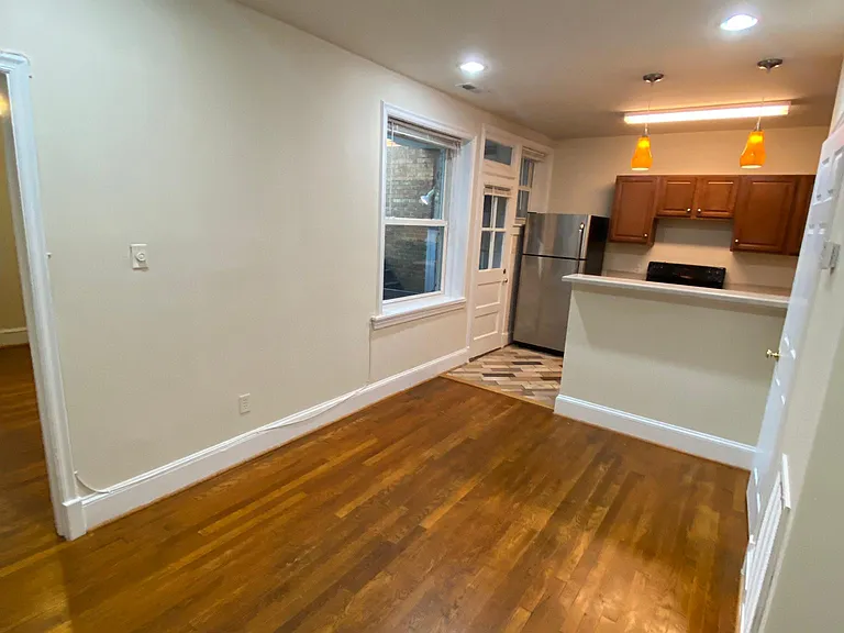 3426 W Grace St #5 — Photo 35