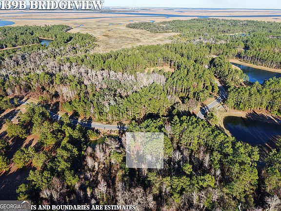 3rd image of 388 Bridge View Ln