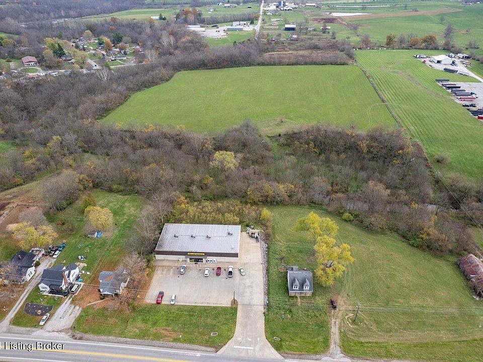 2nd image of 590-1 Eminence Rd