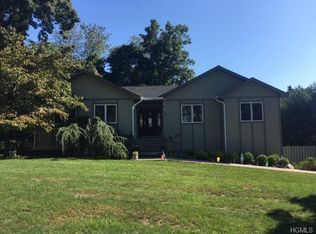 5 Burlingham Ct, Stony Pt, NY 10980