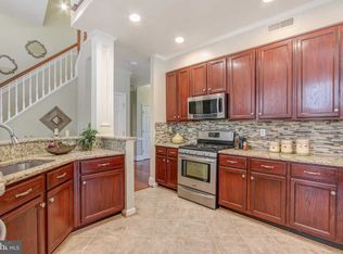 20674 Smithfield Ct, Sterling, VA 20165