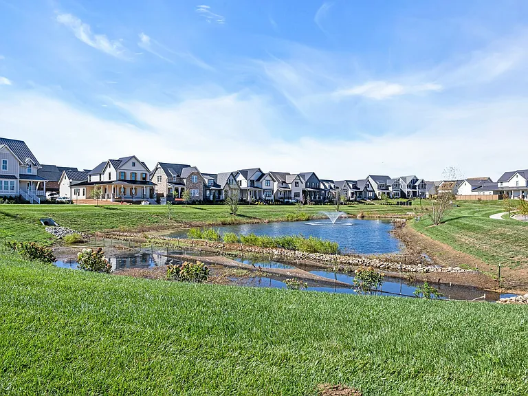 247 Asterwood Cir — Photo 31