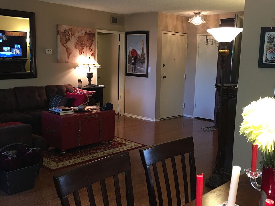 1st image of 650 Westbourne Dr APT 104