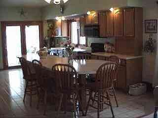 5th image of 1527 Mills St