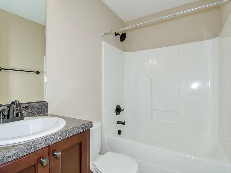 1567 Baldwin Lakes Dr — Photo 46