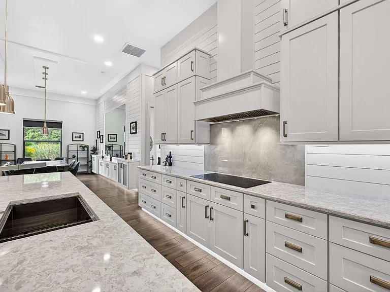 12289 Alamansa Ln — Photo 17