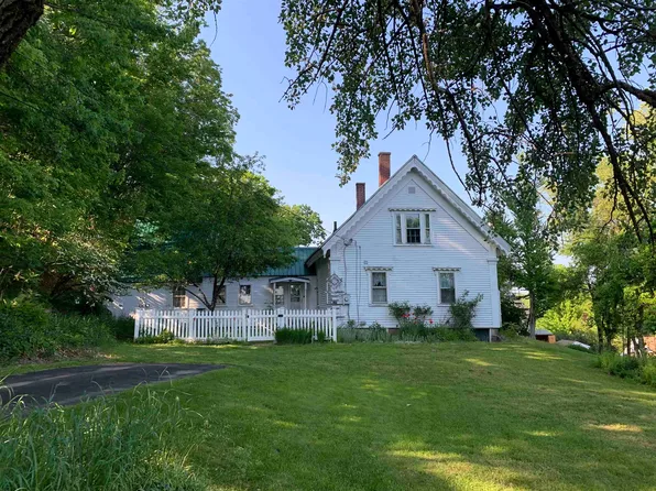 14 Steeple Street, Milton, NH 03851