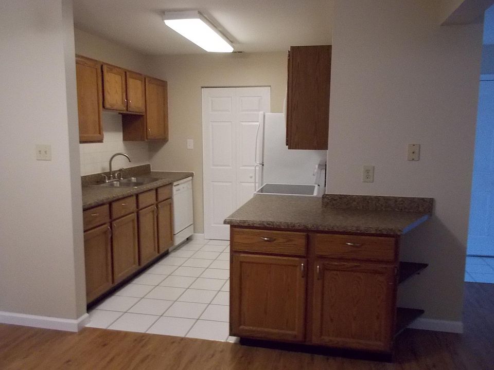 2nd image of 2331 Sandalwood Creek Ct APT D