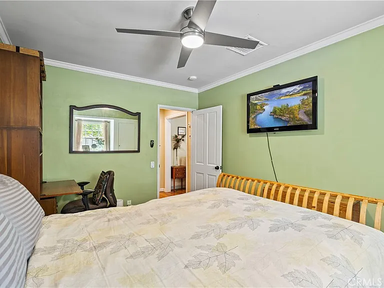 4416 Morella Ave — Photo 40