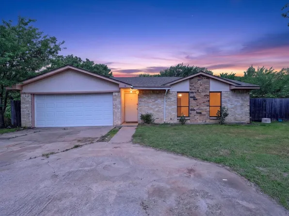 207 Water Ln, Crowley, TX 76036
