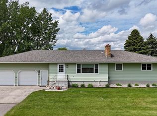 507 5th St NW, Barnesville, MN 56514