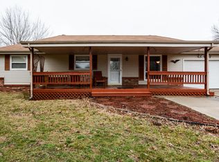 807 Spruce Cir, Nixa, MO 65714