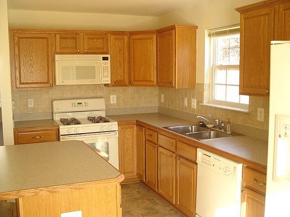 A Sunny Kitchen