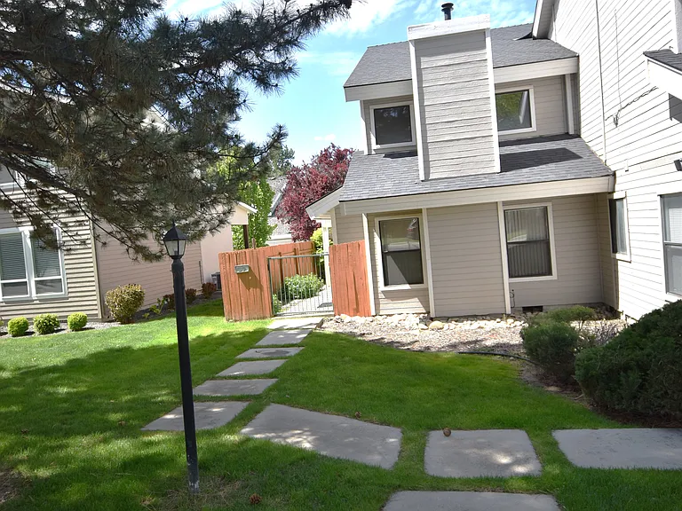 57 E Ranch Dr — Photo 23