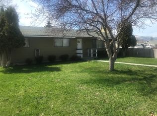 117 N 7th St, Hamilton, MT 59840
