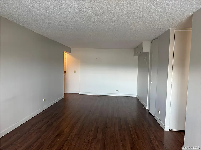 2 Bay Club Dr #7Y — Photo 6