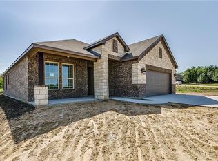 2508 Emerald Forest Dr, Burleson, TX 76028
