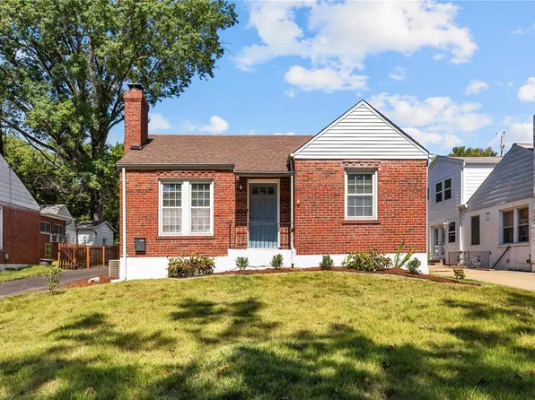 8265 Watson Rd, Saint Louis, MO 63119