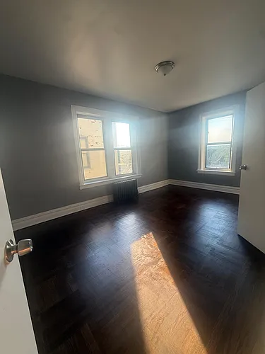 160 Ellis Ave Photo 1