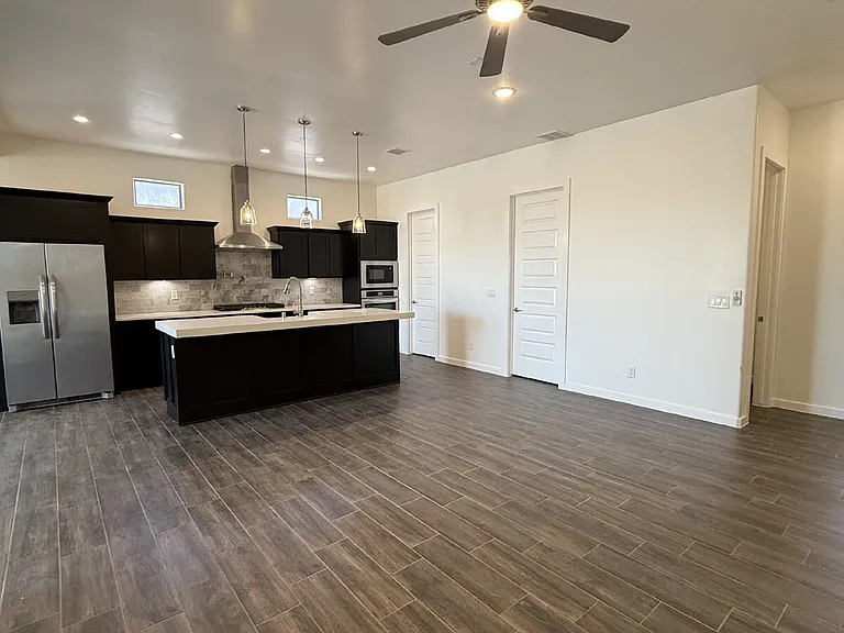 13389 Carterton Ave — Photo 24