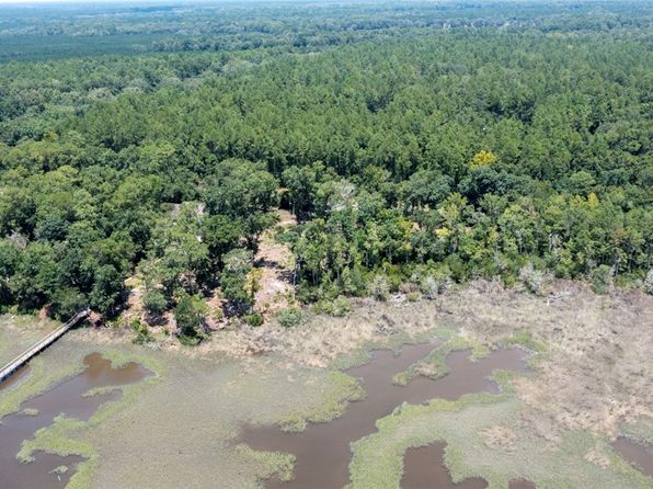 5978 Harrietts Bluff Rd, Woodbine, GA 31569