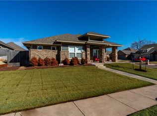 509 NW 179th St, Edmond, OK 73012