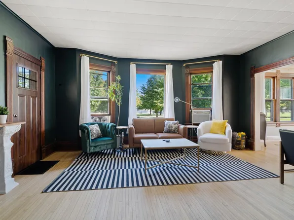 1028 Porlier St #1, Green Bay, WI 54301