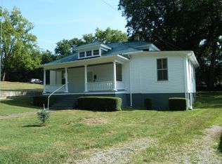 40 Spring St, Rocky Mount, VA 24151
