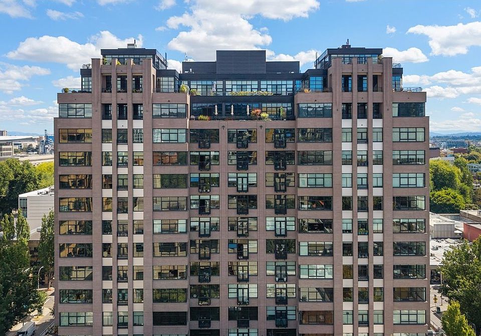 1st image of 333 NW 9th Ave Unit 1001