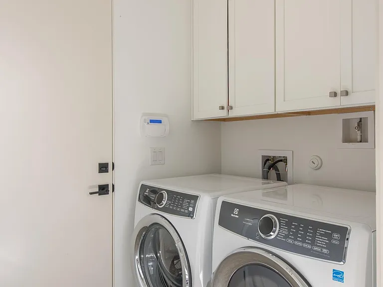 2707 Francisco St — Photo 13