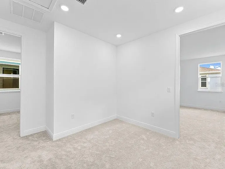 10115 Pearson Ave — Photo 17