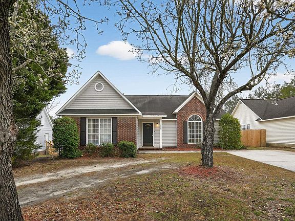 2nd image of 408 Thornfield Rd