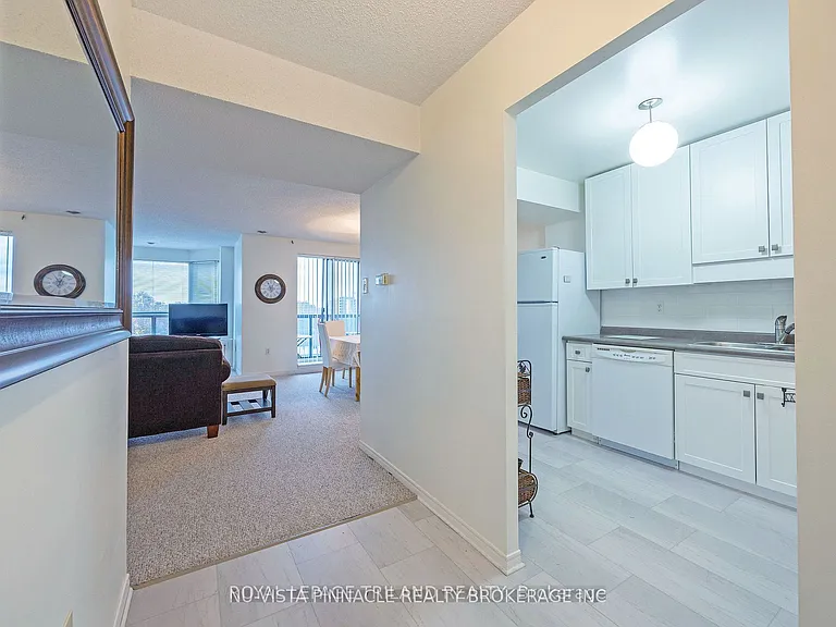 30 Chapman Ct #408 — Photo 6