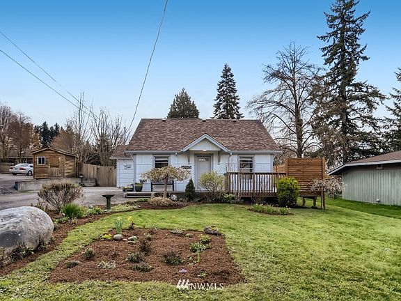 2nd image of 26905 NE Stella St