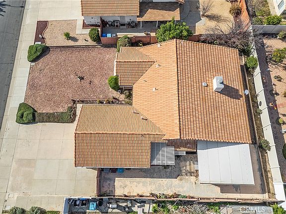 3rd image of 27228 Terrytown Rd